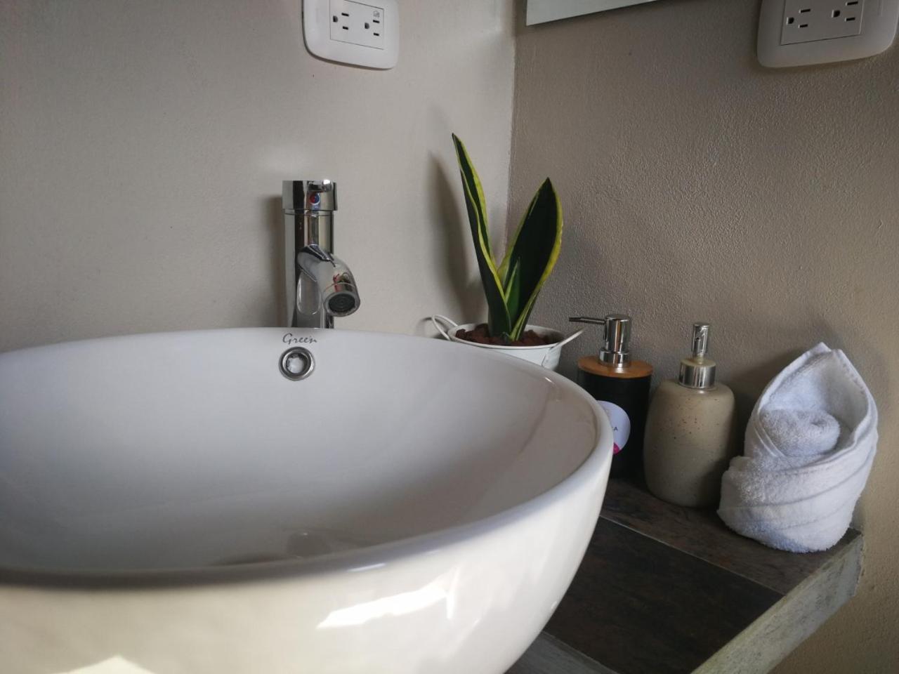 Apartamento Lantana ,Monteverde Con Aire Acondicionado Y Lavanderia Exteriör bild